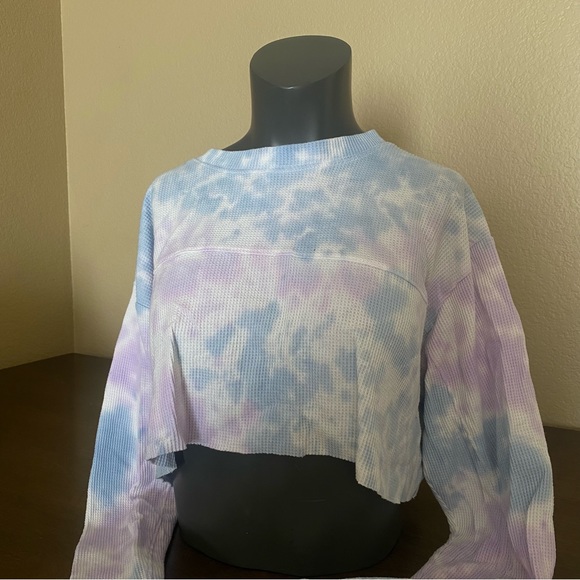 cute tie dye top - Picture 5 of 7